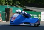 Rod Bellas/Geoff Knight at Braddan Bridge.