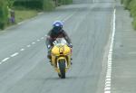 Eric Wilson approaching Sulby Bridge.